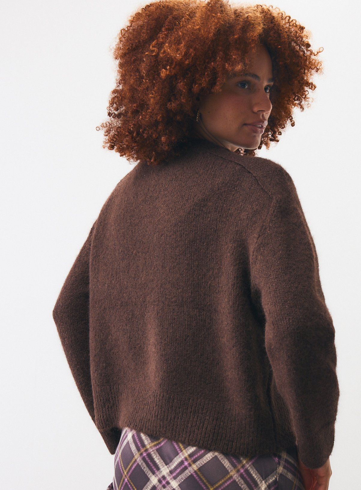 Dark Brown Boxy V-Neck Saddle Shoulder Jumper XL - Image 4 thumbnail